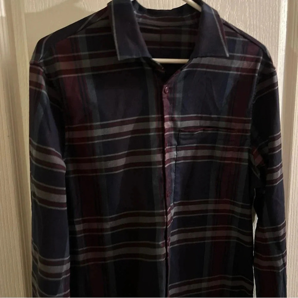 Lululemon Shirt Mens Blue Red Plaid Masons Peak Flannel Button Up Zip Pocket EUC - Picture 2 of 8